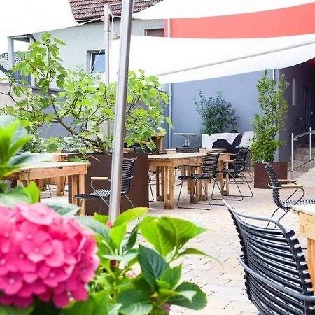 艺术酒店 酒店 4*