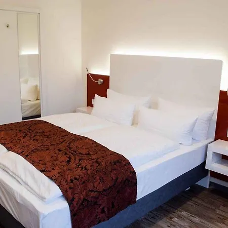 Hotel Arts 4*